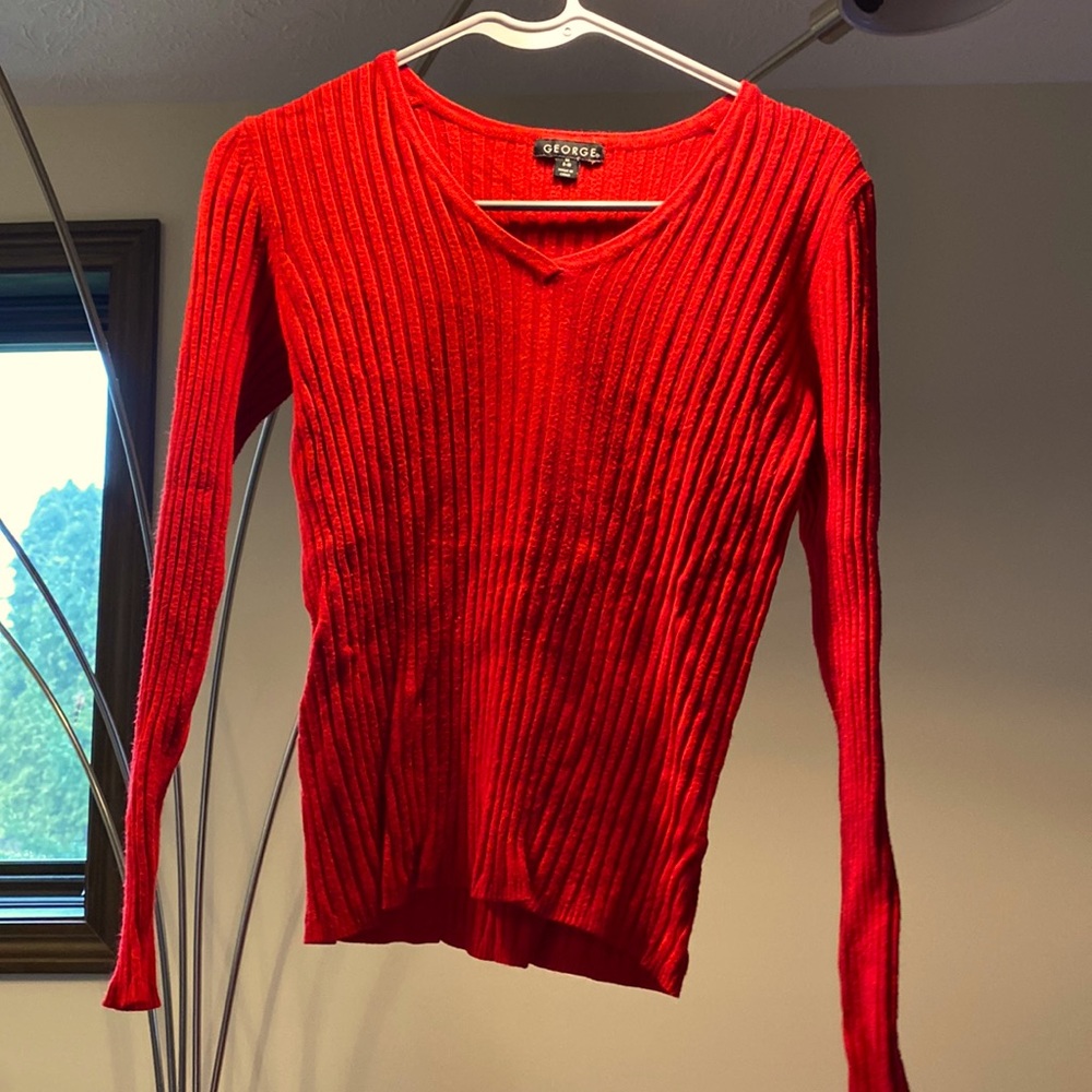 George sweater size M